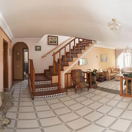 Americas Family Affittacamere *